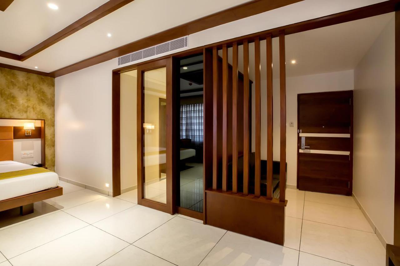 The Fern Residency Vijayapura Hotell Bijāpur Eksteriør bilde