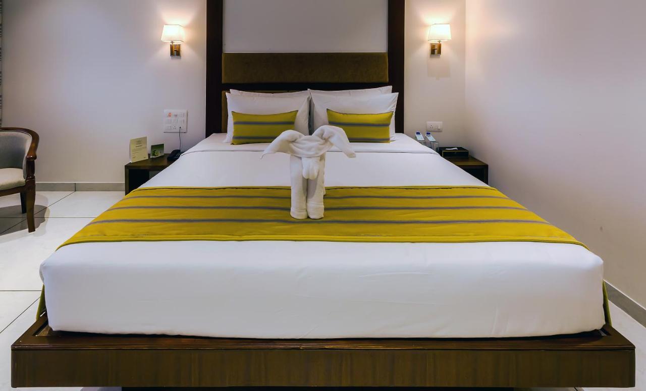 The Fern Residency Vijayapura Hotell Bijāpur Eksteriør bilde